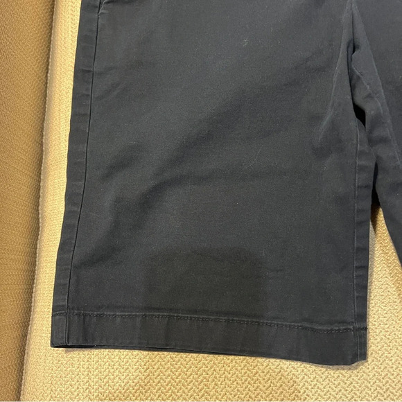 Ann Taylor size 8 Signature Lower on Waist Bermuda shorts - Picture 6 of 12